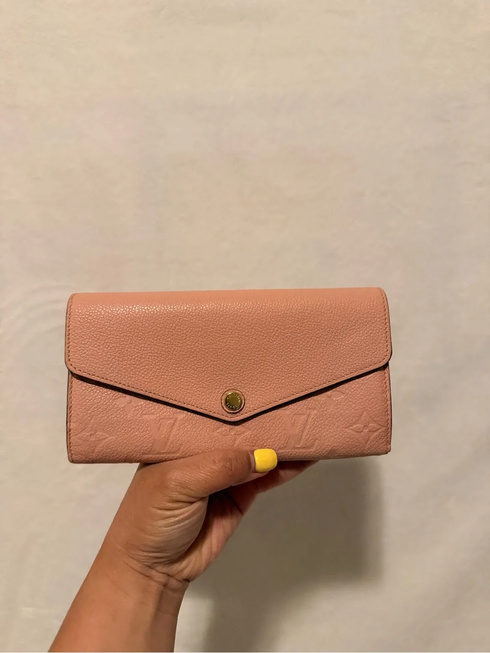 Louis Vuitton Monogram Empreinte Sarah Wallet NM Rose Ballerine/ Poudre CA0147